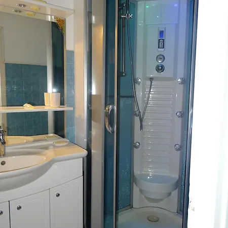 Konukevi La Clef De Voute Amethyste