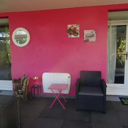 La Clef De Voute Amethyste Penzion Saint-Genest